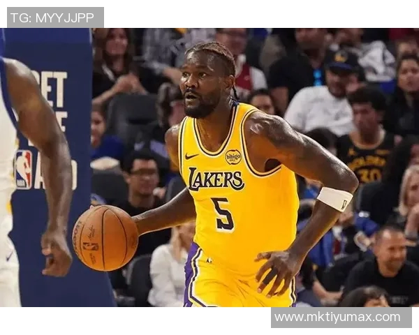 从问题状元到更衣室领袖艾顿在湖人重拾自信与归属感